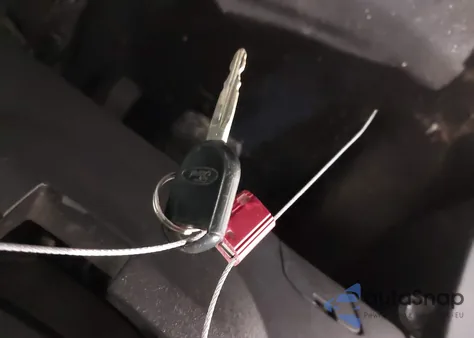 2010 Ford Focus Se z USA, uszkodzony, nr VIN 1FAHP3FN3AW190237